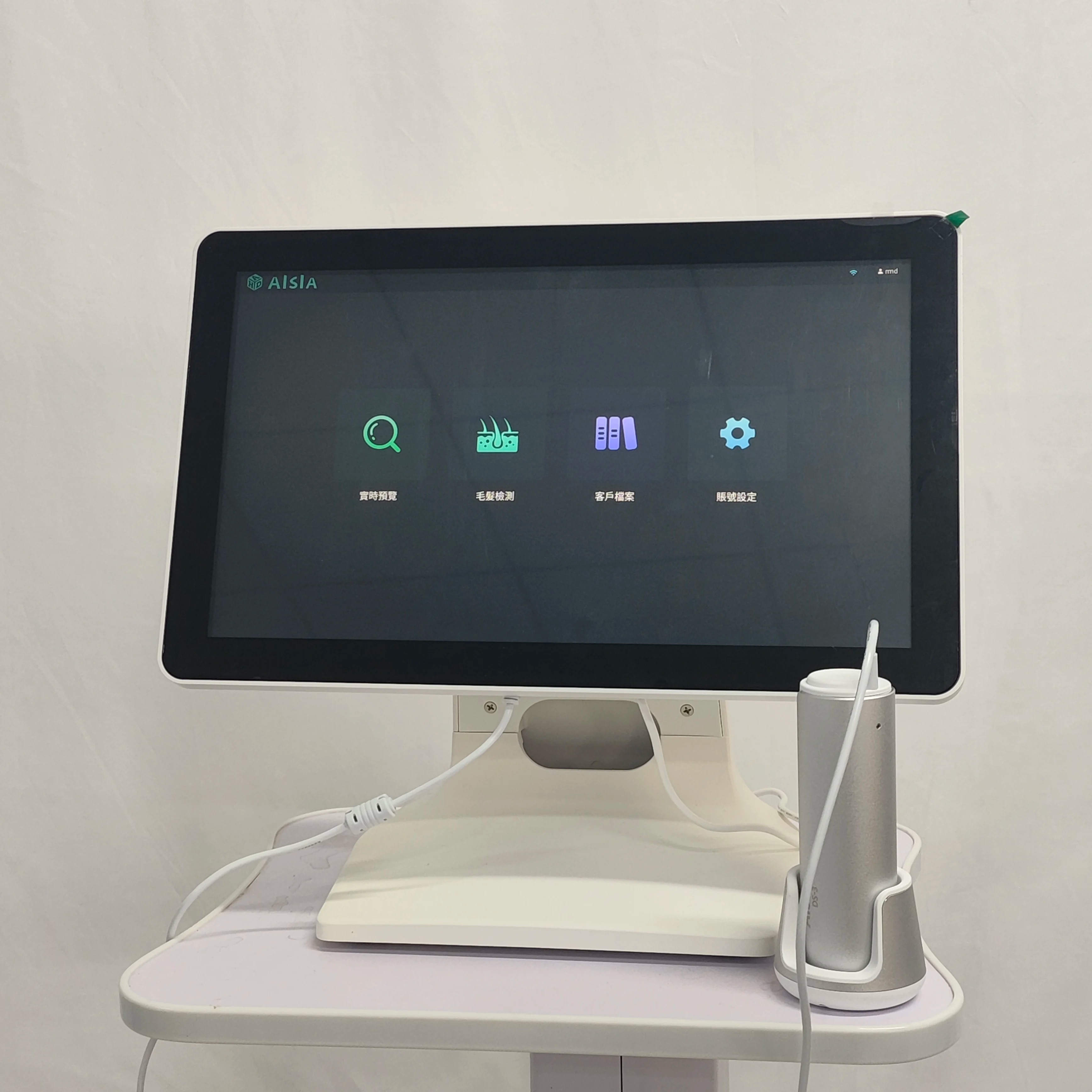 Hair Follicle Detector Is a Multi-Platform Connection Device Suitable For Scalp Oil Pore Analysis and Care In Beauty Salons And Hair Care Centers.