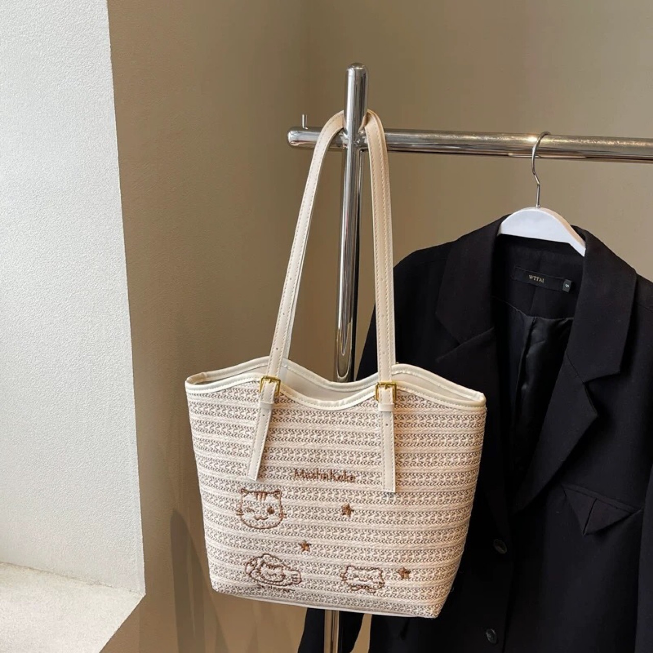 Free shipping designer Straw Woven Tote Bag for Women Large Capacity New Commuter Versatile Shoulder Bag Beach Vacation Ins Style