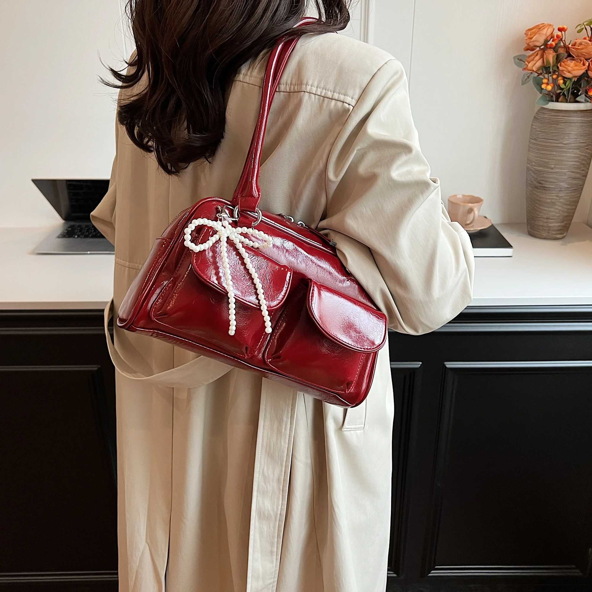 2025 Burgundy New Trendy and Niche Design Single-Shoulder Underarm Bag for Commuting Tote Bag XJ250620