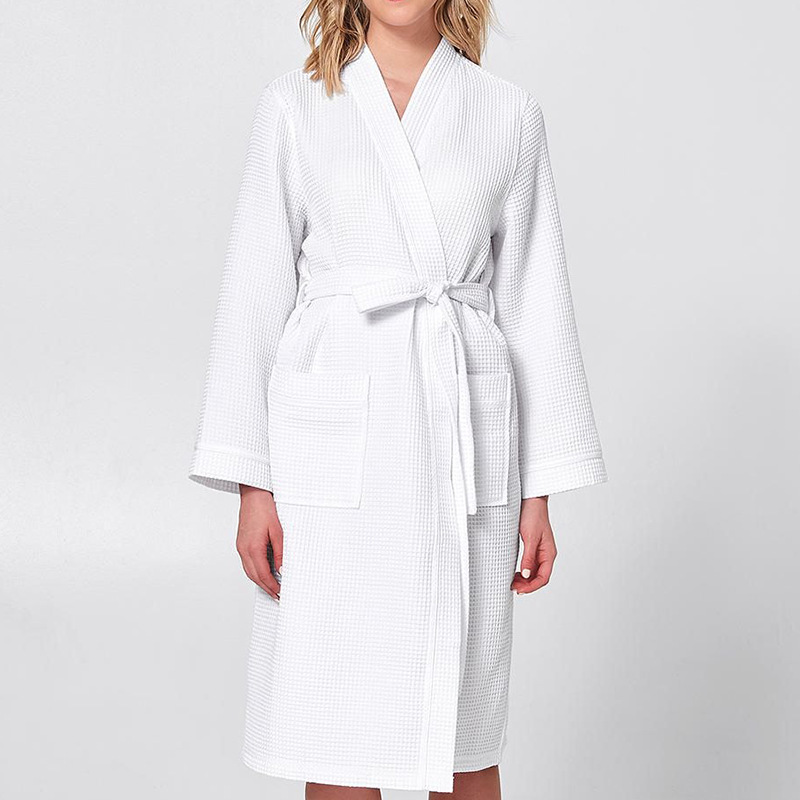 B934-Cotton long waffle bathrobe with pockets Quick-absorbing soft skin-friendly robe