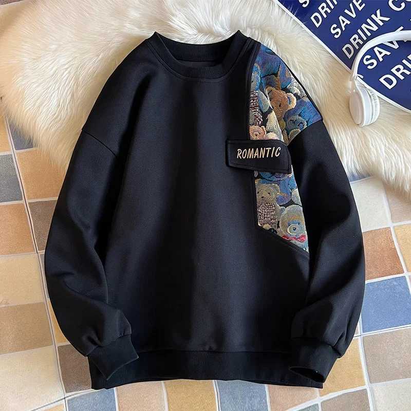 New Autumn Mens Pullover Sweatshirt Harajuku Embroidered Bear Pattern Loose Casual Round Neck Sweatshirts Unisex Fashion Clothing XJ250621