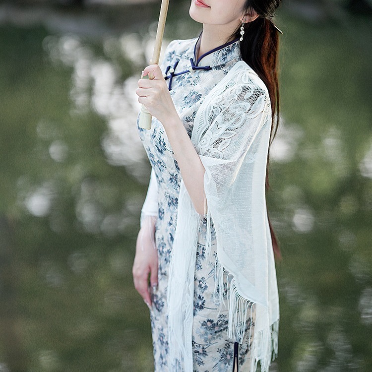 K1096 Summer thin sun protection triangle scarf shawl literary retro collocation cheongsam shawl scarf silk scarf lace female scarf