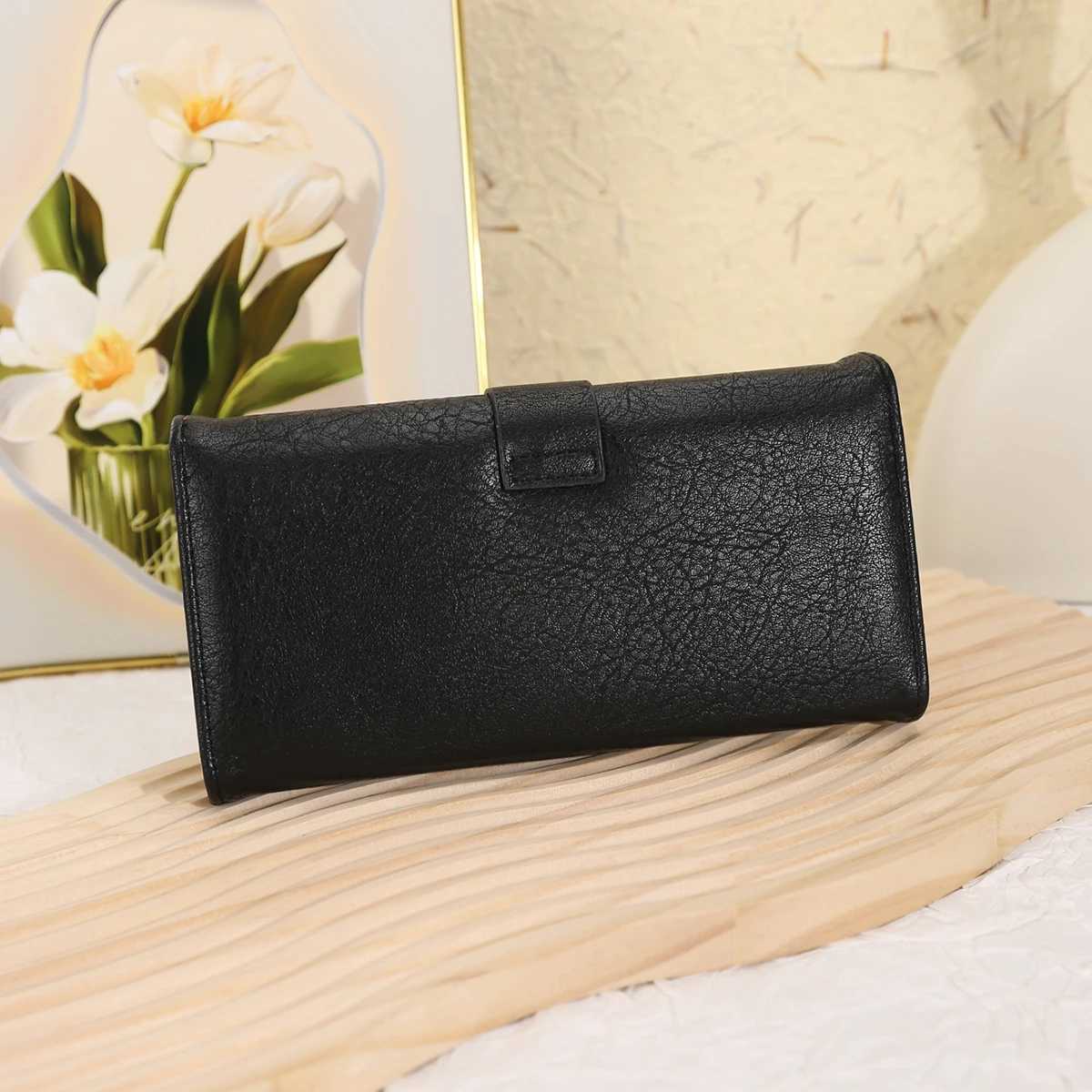 Womens Wallet Multi-functional Simple Large-capacity Long Leaf Button Simple Three-fold CluTCh Bag Z250621