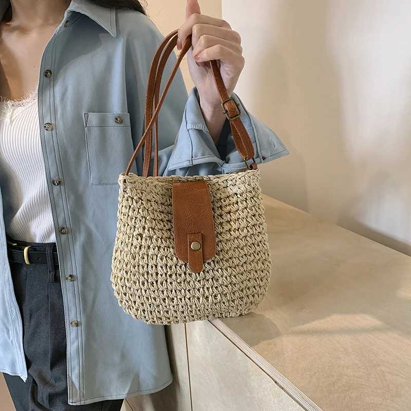 New Summer Grass Woven Bag for Women Beach Crossbody Bag Designer Shoulder Bag Small Flap Purses and Handbags XJ250620
