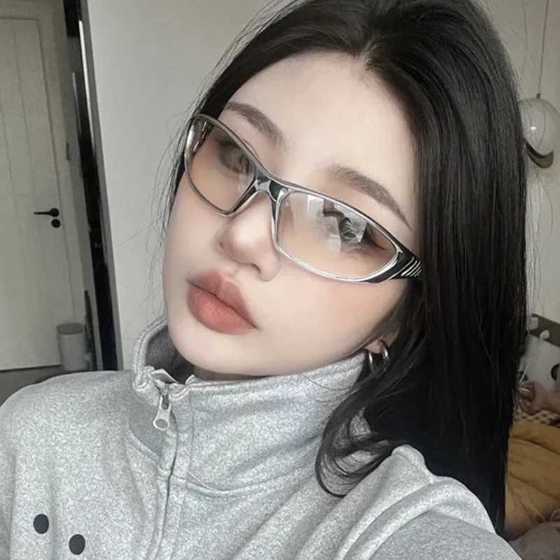 European and American retro sunglasses street photography for women futuristic technology Sun Glasses Y2K hot girls Glasses W250621