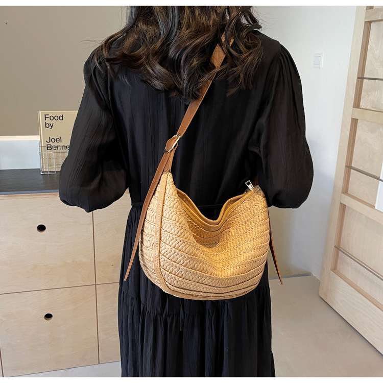 Free shipping designer Bag 2025 New Patchwork Woven Bag Shoulder Bag Straw Bag Summer Beach Bag Seaside Underarm Bag Dumpling Bag