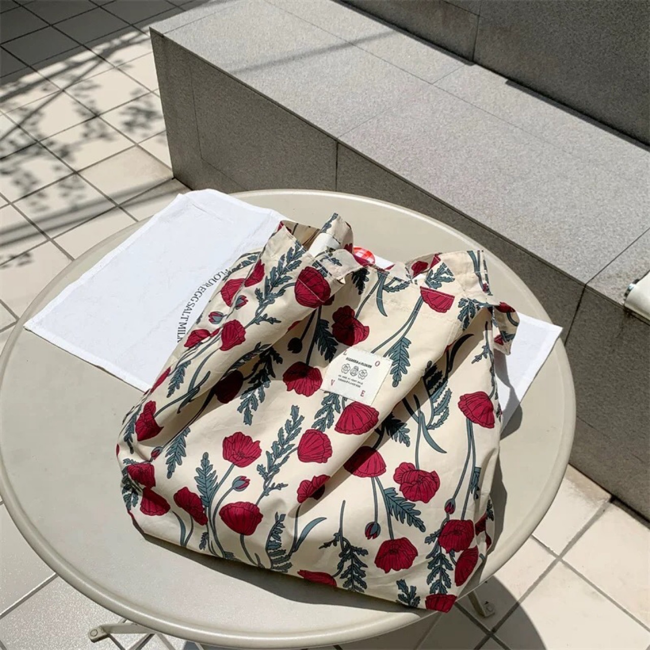 Free shipping designer Bag Niche French Retro Women Bag Floral Art Shoulder Bag Casual Large Capacity Tote Bag