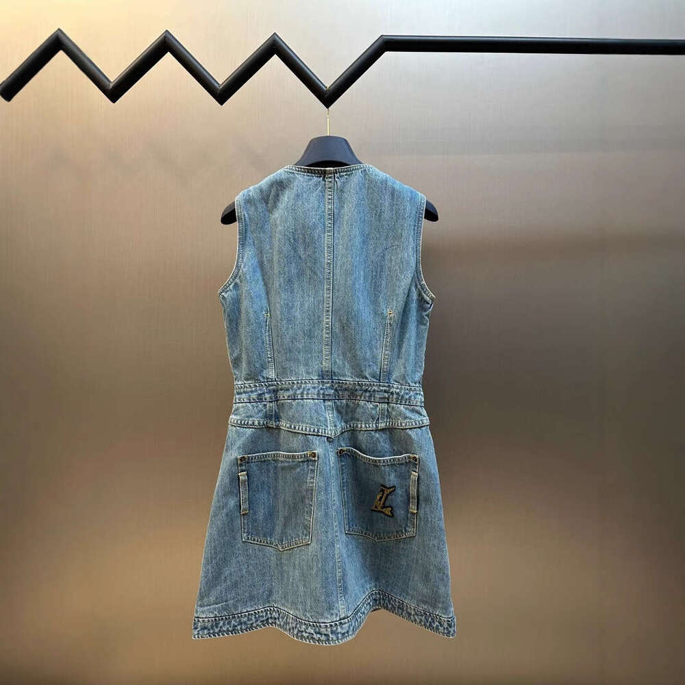 Long Dress Correct High Version Donkey Home Summer New Fashion Versatile Round Neck Button Sleeveless Denim Dress Sexy Long Skirt