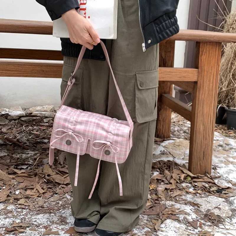 MBTI Plaid Pink Womens Shoulder Bag Pleated Casual Sweet Cute New Fashion Leather Handbag Literary Exquisite Designer Underarm Bag XJ250620