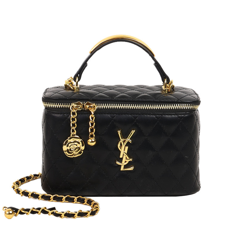 Free shipping 2025 new designer Shoulder Bags for womans quilted bag ladies flap lady fashion handbag women black crossbody Underarm messenger bag