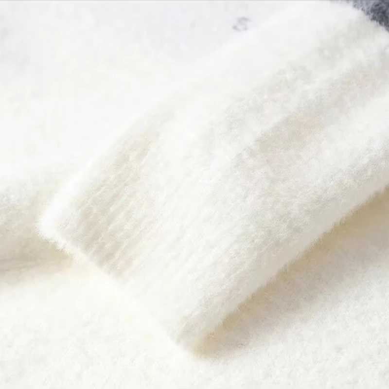 Men Winter Warm Black Sweater Pullovers Vintage Knitted Mens Rock Hip Hop Plush O Neck Top Mens Clothing New 2024 Z250621