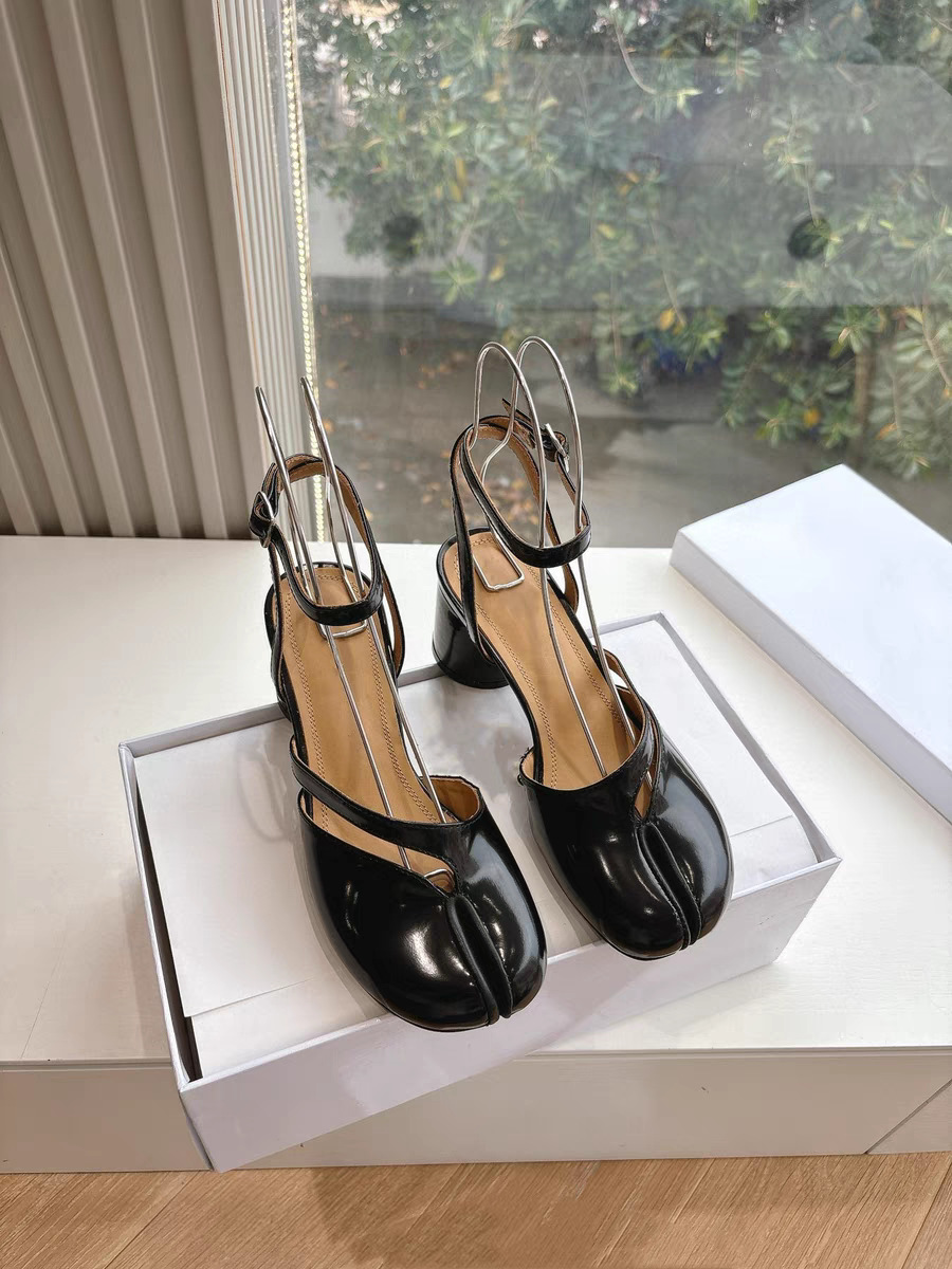 Designer Dress Shoes Foreign Trade Trip Strap Toe Cap Sandals Women's High Version Summer New Item Retro Plus Size High Heels Back Empty Single Shoes