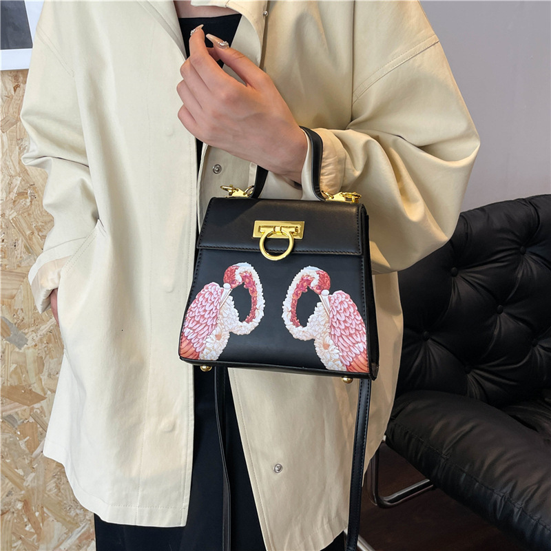 Free Shipping 2025 New Designer Bag Fashion Women's Trendy High-quality Shopping Bags Handbag Shoulder Bag High-end Graffiti Painted Print Bags