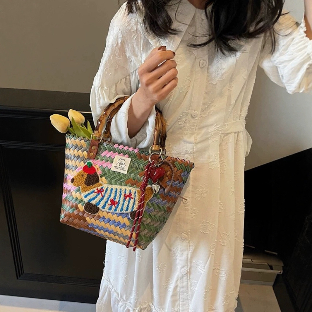 Free shipping designer Bag Straw Woven Bag Vintage Shoulder Bag Woven Bag Basket Bag Rattan Woven New Handbag Commuter Bag Tote Bag