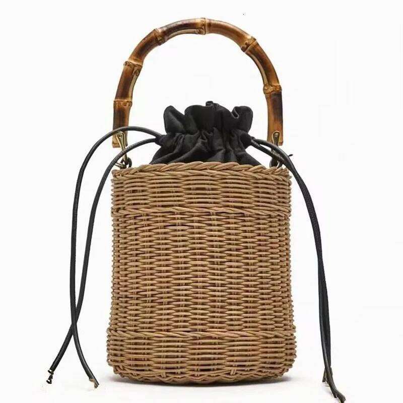 New Wicker Rattan Bucket Bamboo Handle Handbags Bohemian Travel Beach Shoulder Bag Handmade Straw Bags For Women Tote
