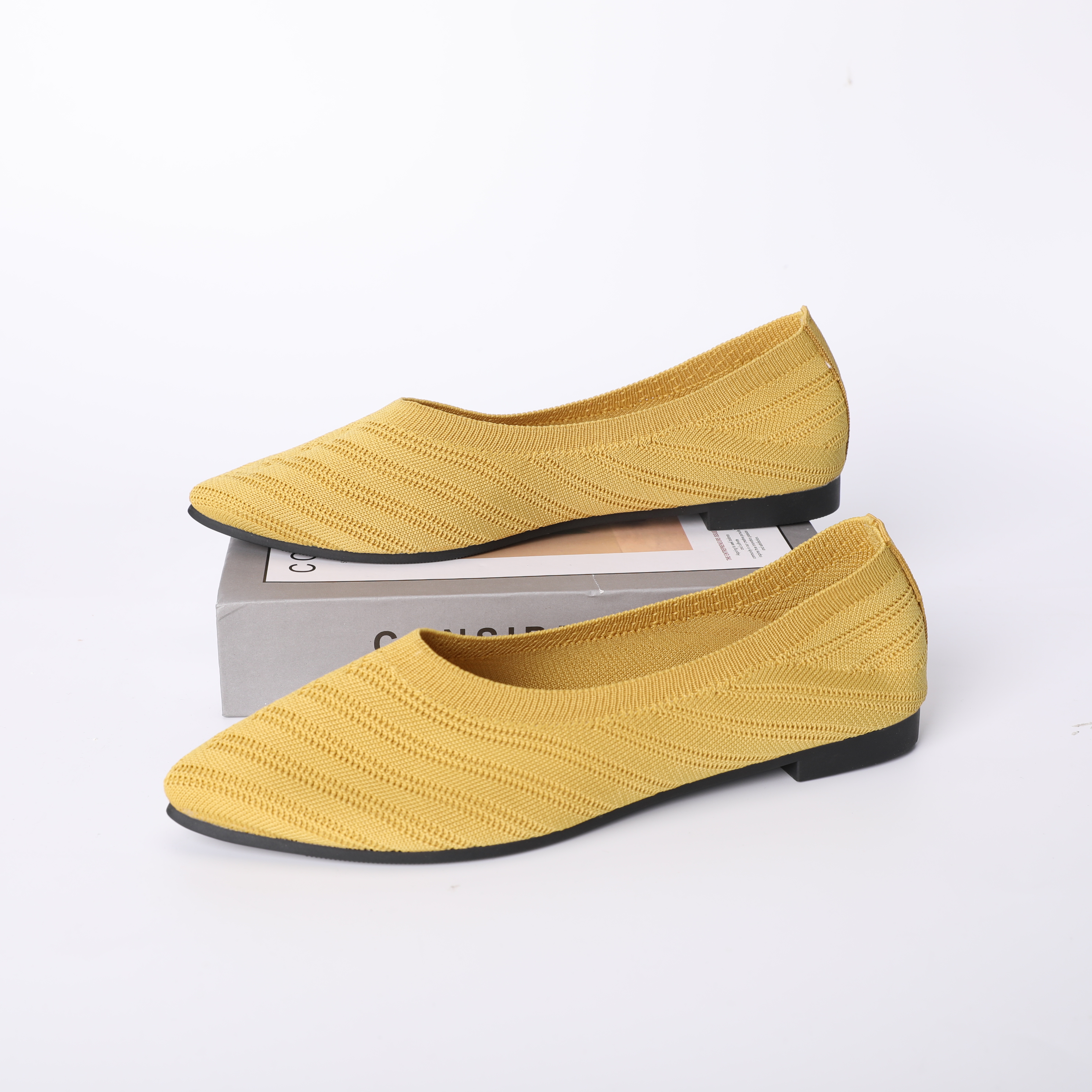 0630-Women's summer classic fashion, cut-out fly-knit single shoes breathable soft-soled heels are casual and versatile