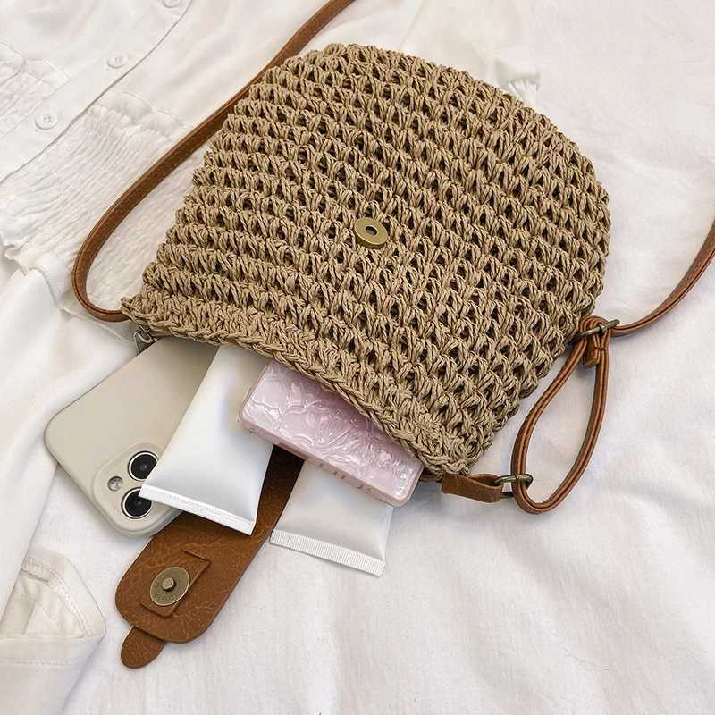 New Summer Grass Woven Bag for Women Beach Crossbody Bag Designer Shoulder Bag Small Flap Purses and Handbags XJ250620