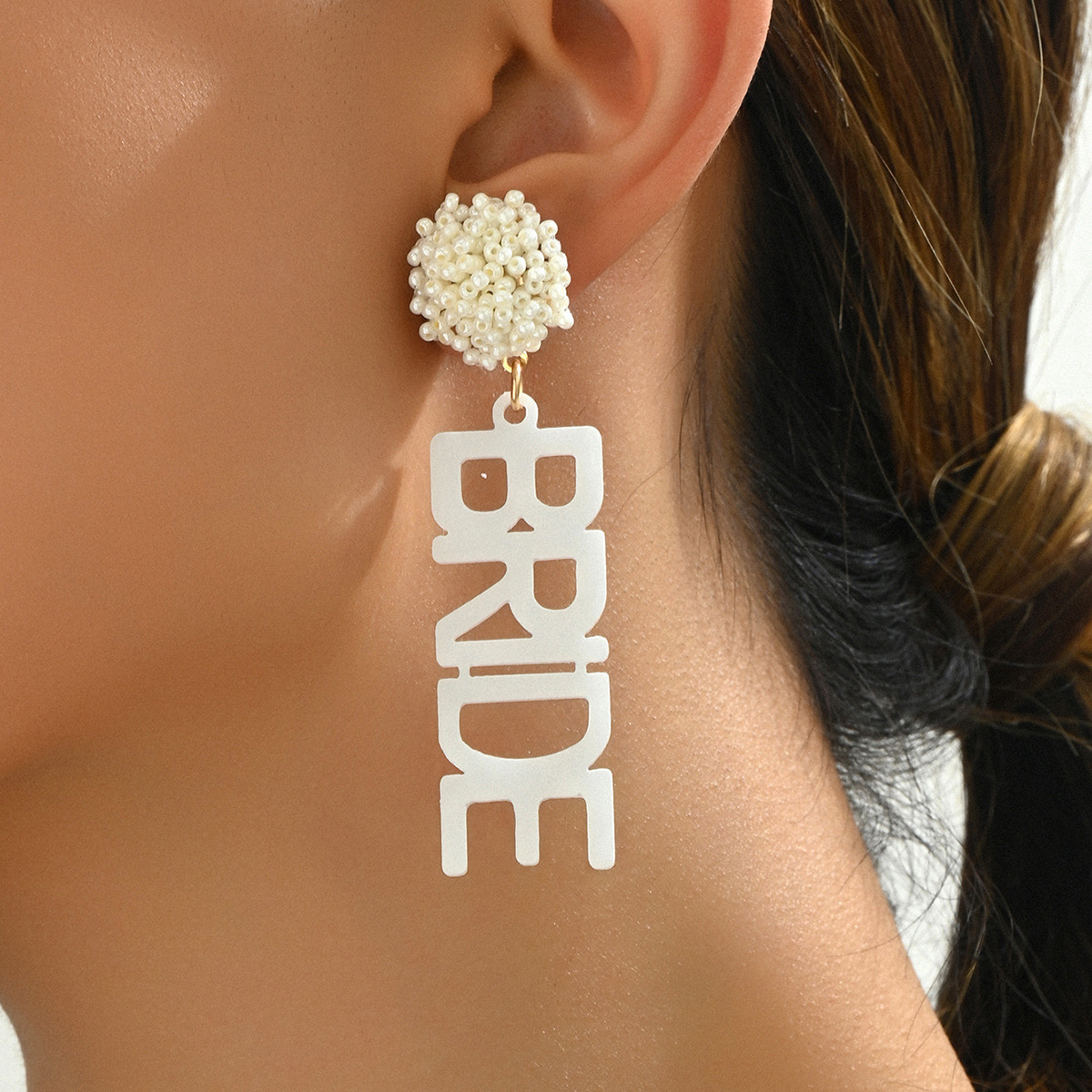 Minimalist Women's Personality Acrylic English Letter Design Versatile Stud Earrings For Women Unique Ear Jewelry