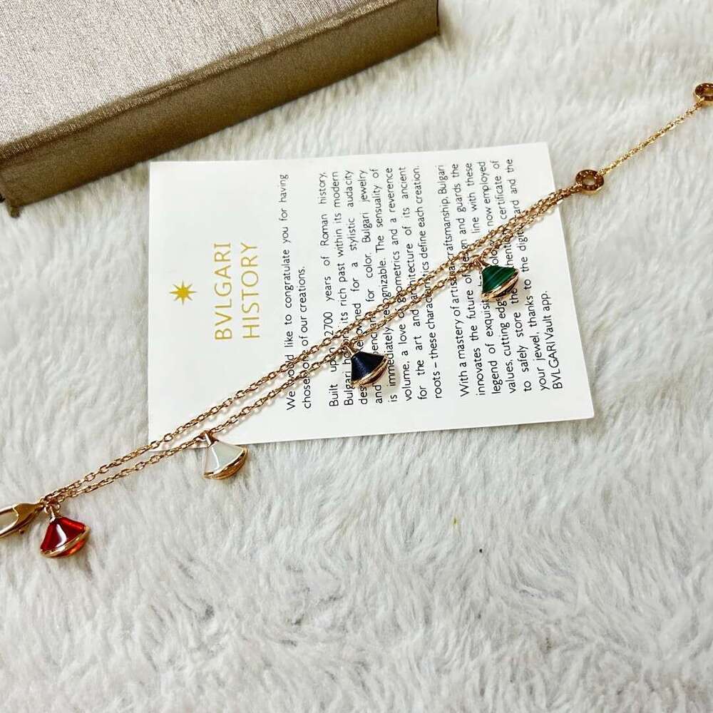 Brass High Version Baojia Four Skirt Mother-of-Pearl for Women Trendy Fashionable Elegant Bracelet