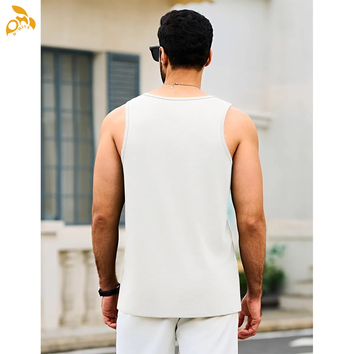 free shipping of customized super Trendy American men's polyester vest with exquisite patterns from US