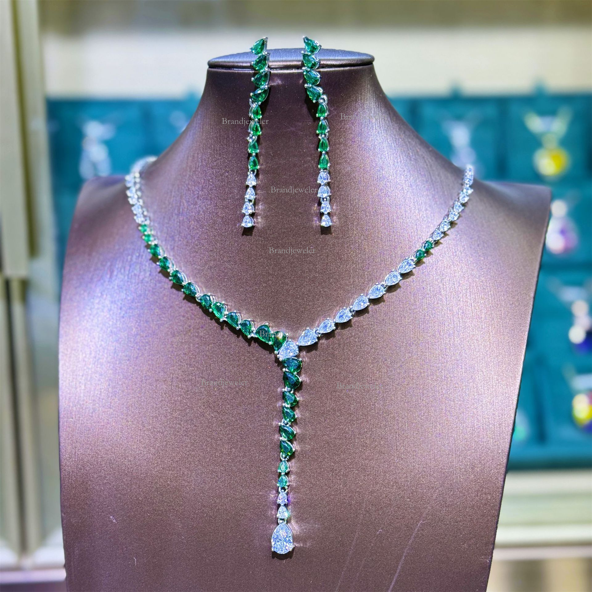 Luxurious Evening Dress Accessories European Designer Necklace Style Set Free Delivery Zircon Long Super Shiny Bridal Dress Necklace Earrings Three-piece Set