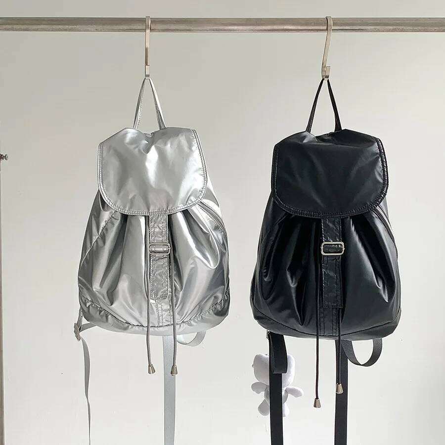Sier Nylon Designer Backpack Soft Light Woman's Backpacks Casual Waterproof School Bags For Teenager Drawstring Back Pack Bag