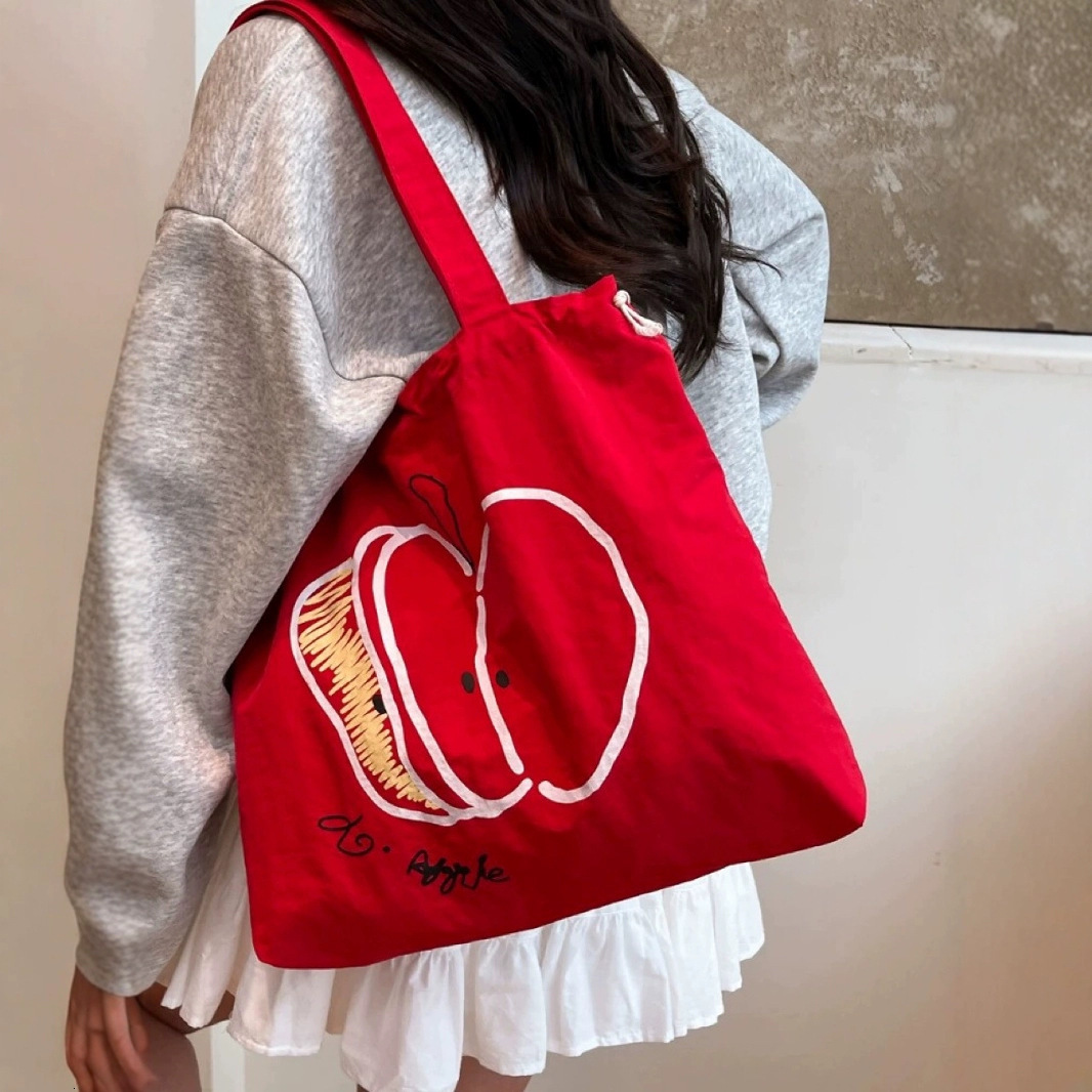Free shipping designer Bag Commuter Bag Casual Lightweight Versatile Fashion Large Capacity Daily Shoulder Bag Underarm Bag Handbag Women Bag