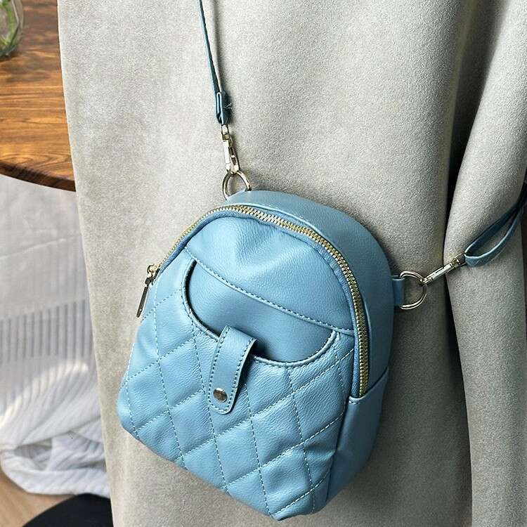 New Luxury High-End Crossbody Bag for Women Soft Leather Single Shoulder Commuter Quilted Mini Backpack