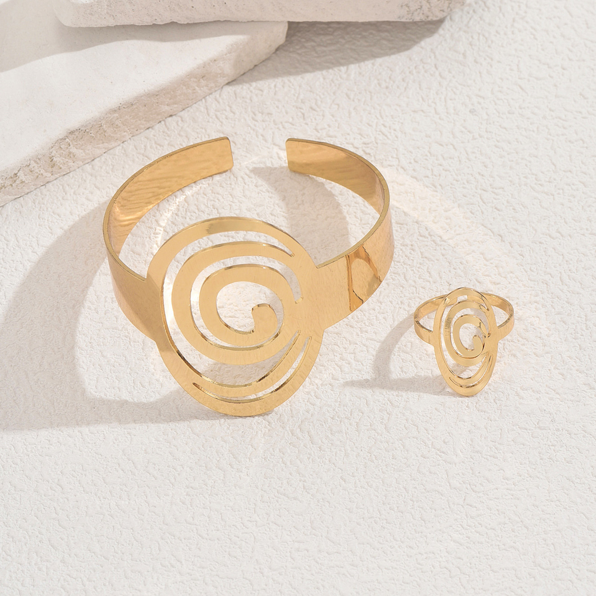 Style Women's Bracelet Set Personality Hlow Design Bangle Versatile Open Finger Ring