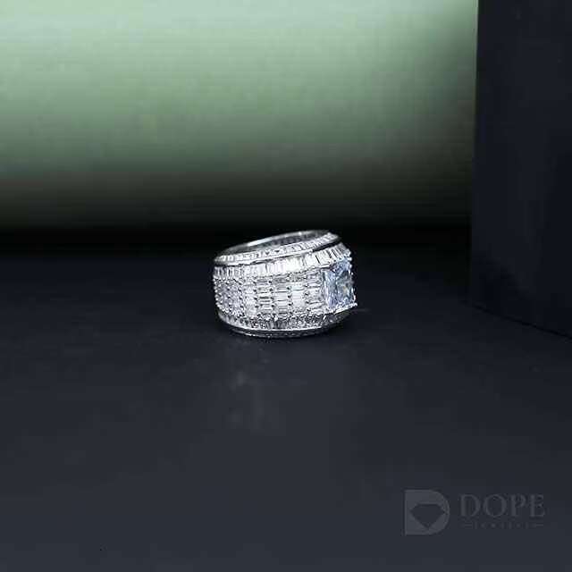 Men And Women Moissanite Diamond Solitaire Ring 2.0CT 925 Sterling Silver Hip Hop Style Unisex