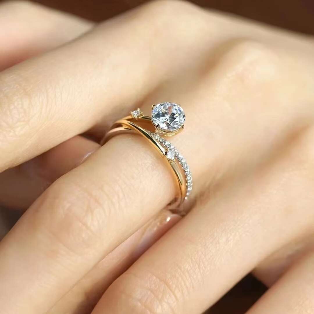 Luxury 18K Gold Plated 925 Sterling Silver 1.0ct Moissanite Simulated Diamond Rings for Women Wedding Engagement Ring
