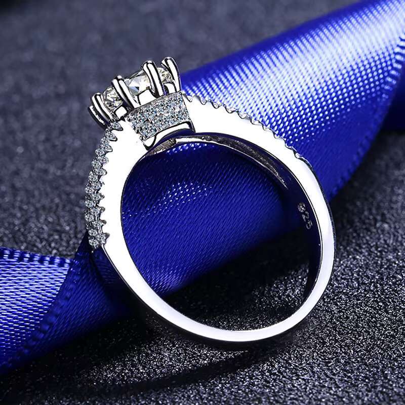 Moissanite S925 silver female ring crown six claws inlaid simple fashion commuting elegant daily versatile ring