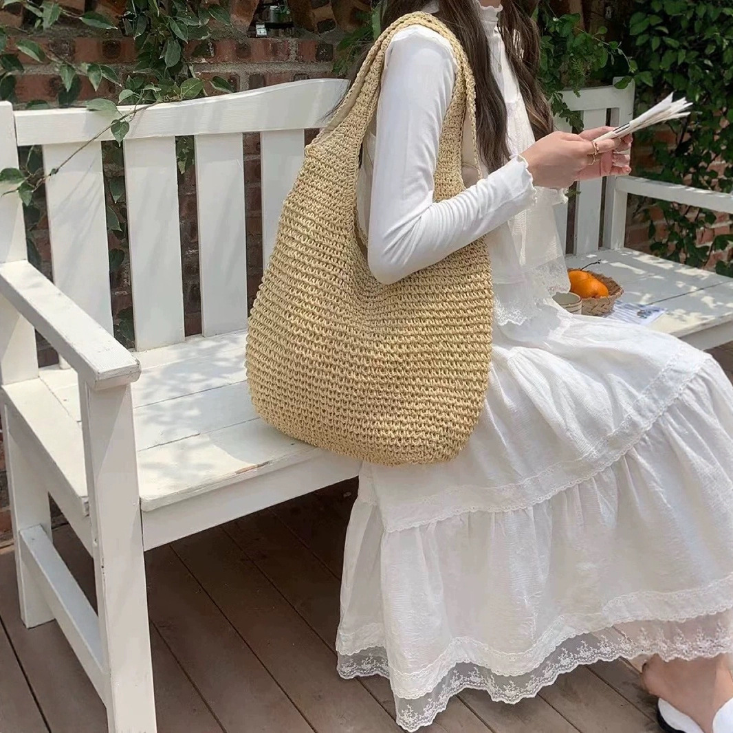 Free shipping designer Bag Beach Vacation Style Straw Bag 2025 New Shoulder Bag Summer Tote Bag Large Capacity Handbag Woven Bag