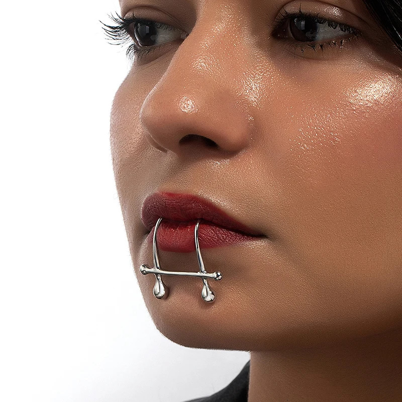 Universal Lipring Simple Dark Punk Style Punch-Free Lip Facial Accessories Hip Hop Jewelry Accessories for Men And Women 250617