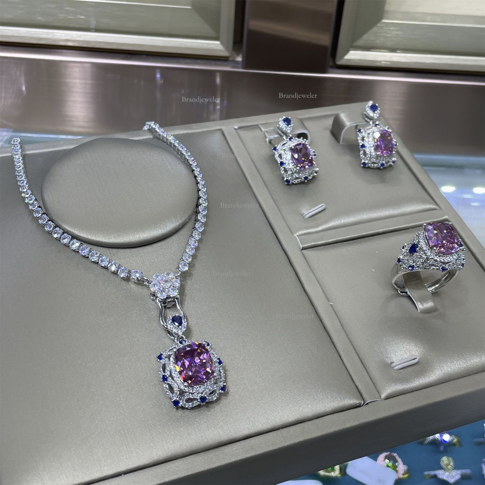 Back Cover Starry Sky Cut Dried Rose Free Delivery Three Piece Set Full Designer Necklace Diamond Luxurious Open Ring Model For Women Elegant Pendant 