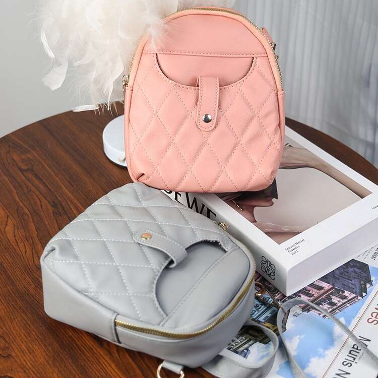 New Luxury High-End Crossbody Bag for Women Soft Leather Single Shoulder Commuter Quilted Mini Backpack
