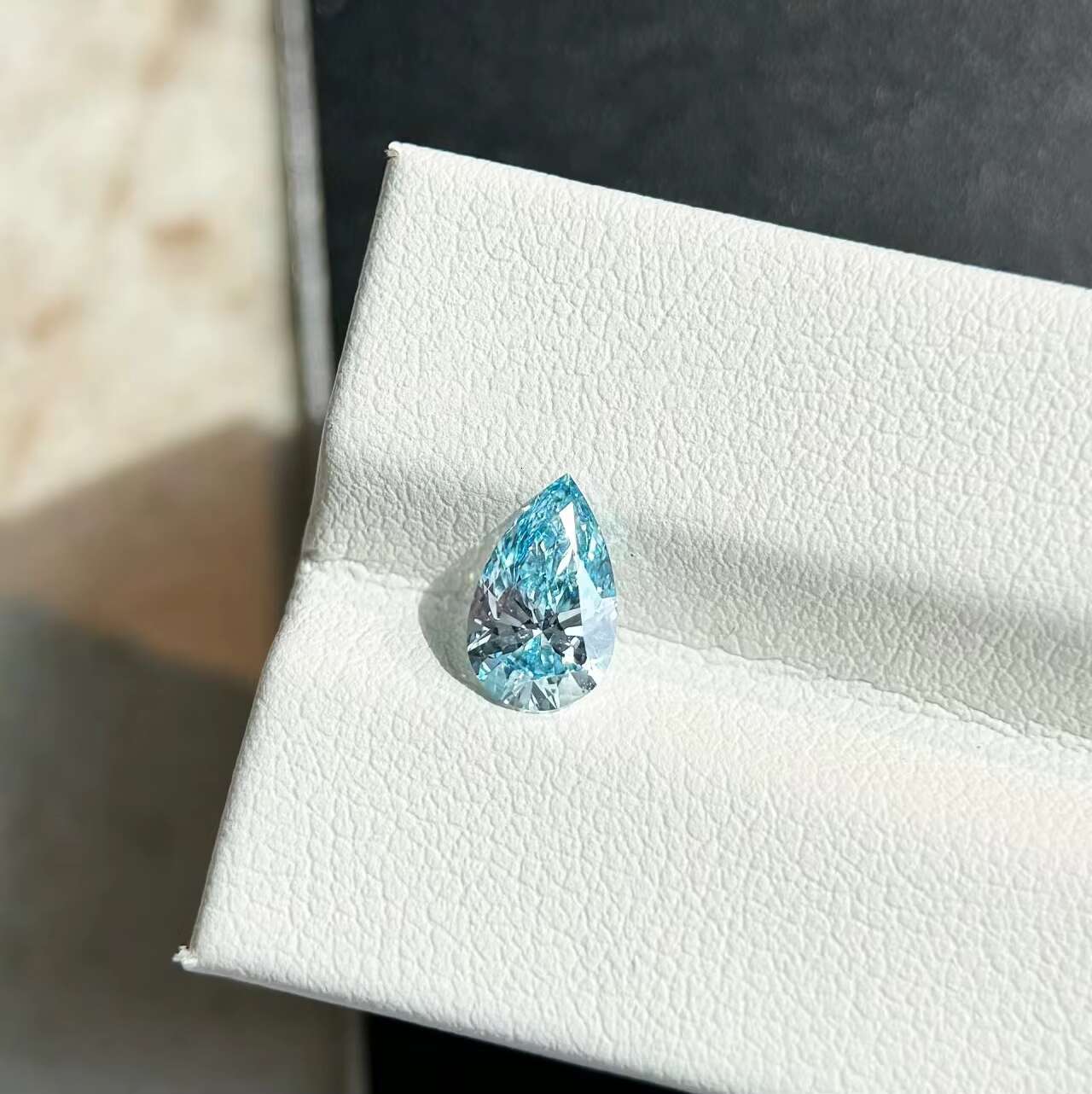 Blue Pear Cut 0.5carat- 2.5carat Lab Grown Diamond HPHT CVD Diamond Fancy Blue Color VVS VS 3EX Loose Diamond IGI GIA