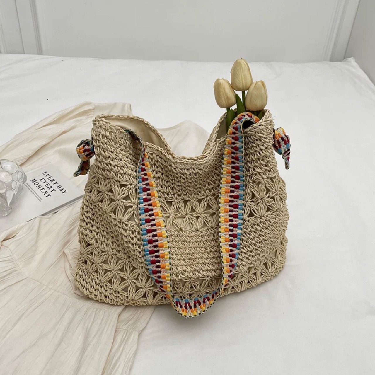 Free shipping designer Summer Woven Bag for Women 2025 New Fashion Lazy Style Vacation Beach Bag Casual Versatile Commuter Tote Bag