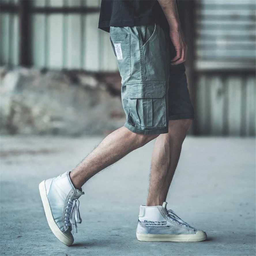 Mens Cargo Shorts with Pockets Baggy Hip Hop Short Pants for Men Cotton Designer Distressed Nylon Elegant Harajuku Loose Clothes W250705