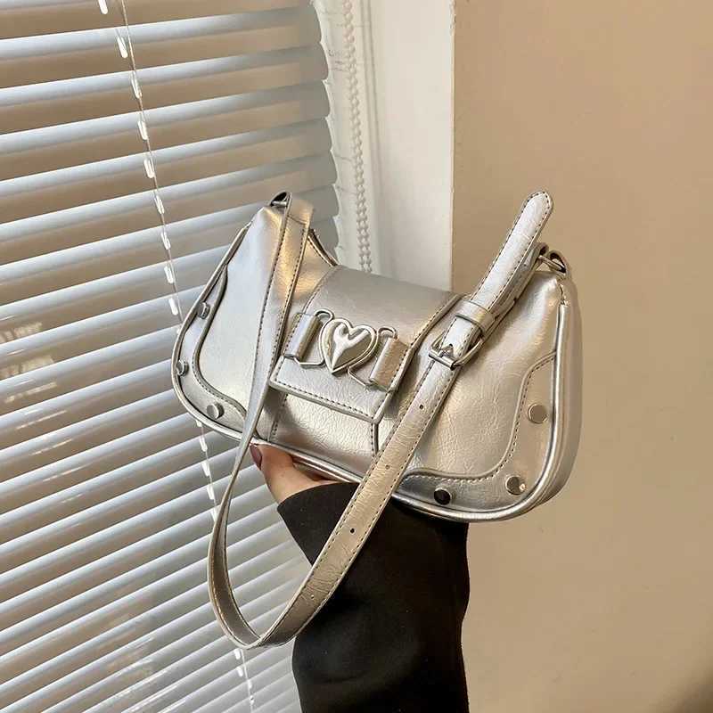 Fashion Women Shoulder Bag Y2K Armpit Bag Luxury Design Pleated Underarm Bag Solid Color Messenger Bags Hobos Handbags XJ250620