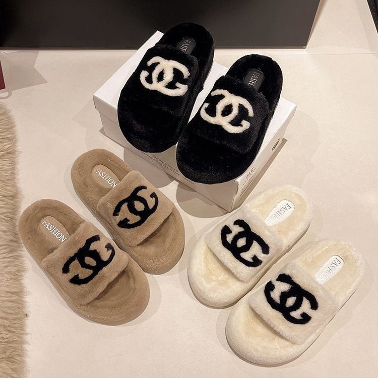 Designer Slippers for women's outerwear 2025 Autumn and Winter New thick-soled embroidered letter fashionable and versatile home cotton slippers Free Shipping
