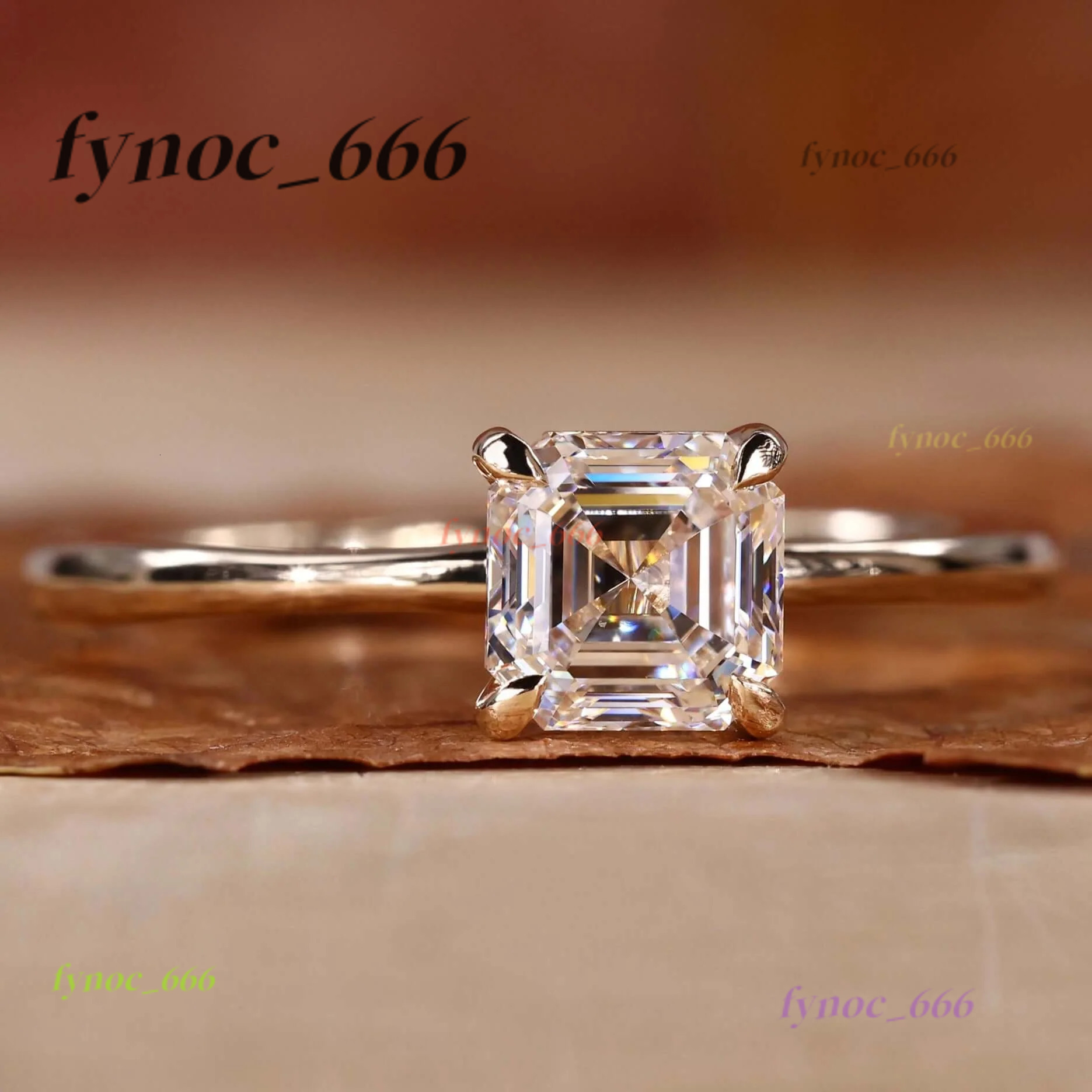 Stylish Solid Gold Engagement Rings for Women Wholesale 10K 14K 18K with VVS Moissanite Radiant Oval Cut Detail