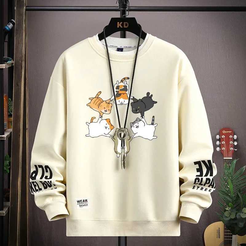 Japan Cartoon Mens Sweatshirt Hoodies Autumn Cats Printed Long Sleeve T-shirt Fashion Mens Clothing Khaki O Neck Harajuku Top Z250621