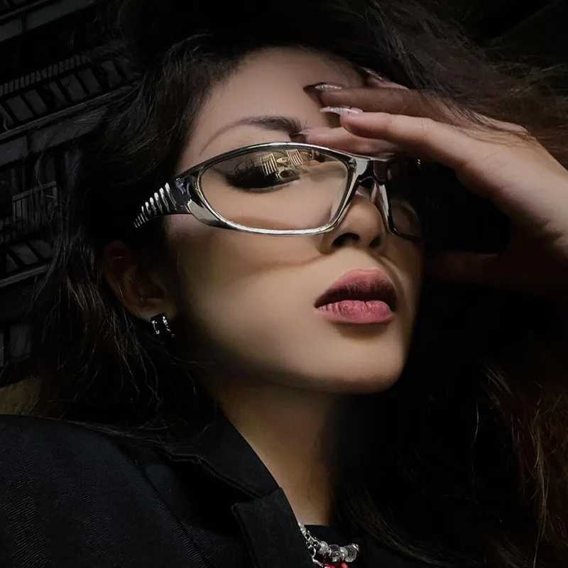 European and American retro sunglasses street photography for women futuristic technology Sun Glasses Y2K hot girls Glasses W250621