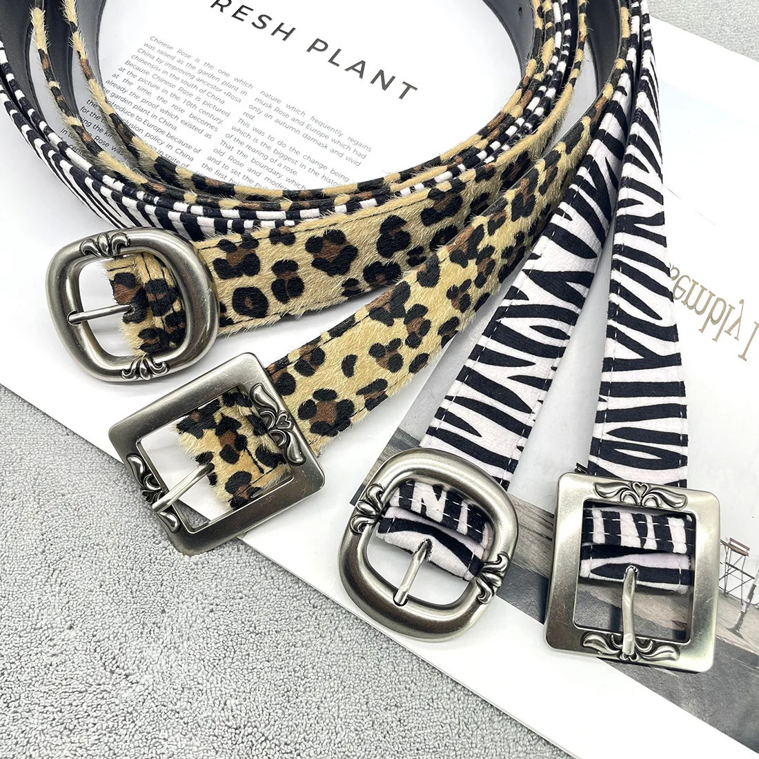 Punk Belts Vintage Engraved Buckle Leopard Print Beaded Sexy Belt Jeans Versatile Decorative Belt 250617