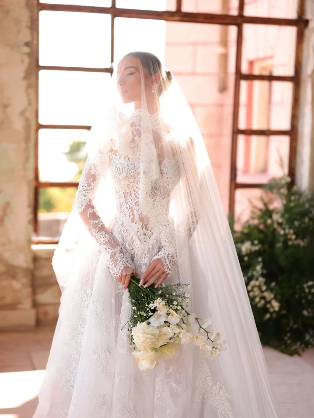 Graceful High Neck Wedding Dresses Lace A Line Bridal Gowns Appliques Long Sleeves Princess Customized Bride Vestidos De Novia Plus Size