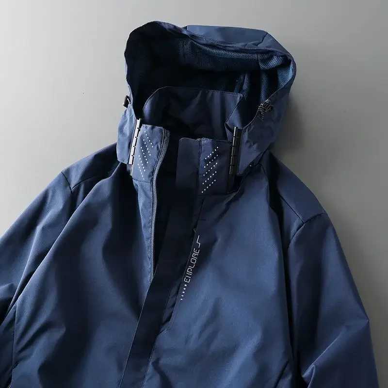 Mens American Style Outdoor Windproof Waterproof Jacket For Spring Summer Thin Regular Fit Sportswear XJ250621