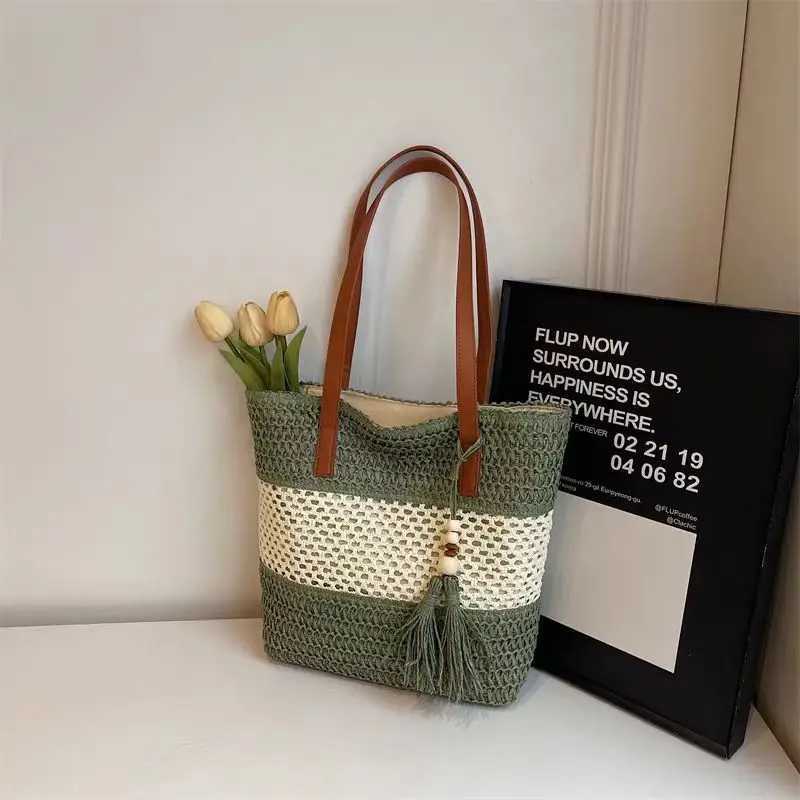 Large capacity braided bag color contrast striped grass braided bag summer new underarm bag shoulder bag XJ250627
