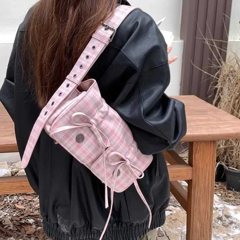 MBTI Plaid Pink Womens Shoulder Bag Pleated Casual Sweet Cute New Fashion Leather Handbag Literary Exquisite Designer Underarm Bag XJ250620