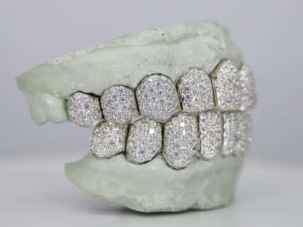 Premium Quality 10k Gold14k Gold and 18k Gold Metal Vvs Moissanite Studded Diamond Teeth Grillz